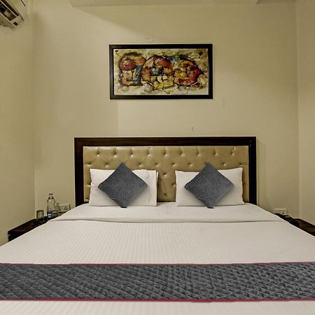 Townhouse Grand Inn Ghaziabad Exterior foto