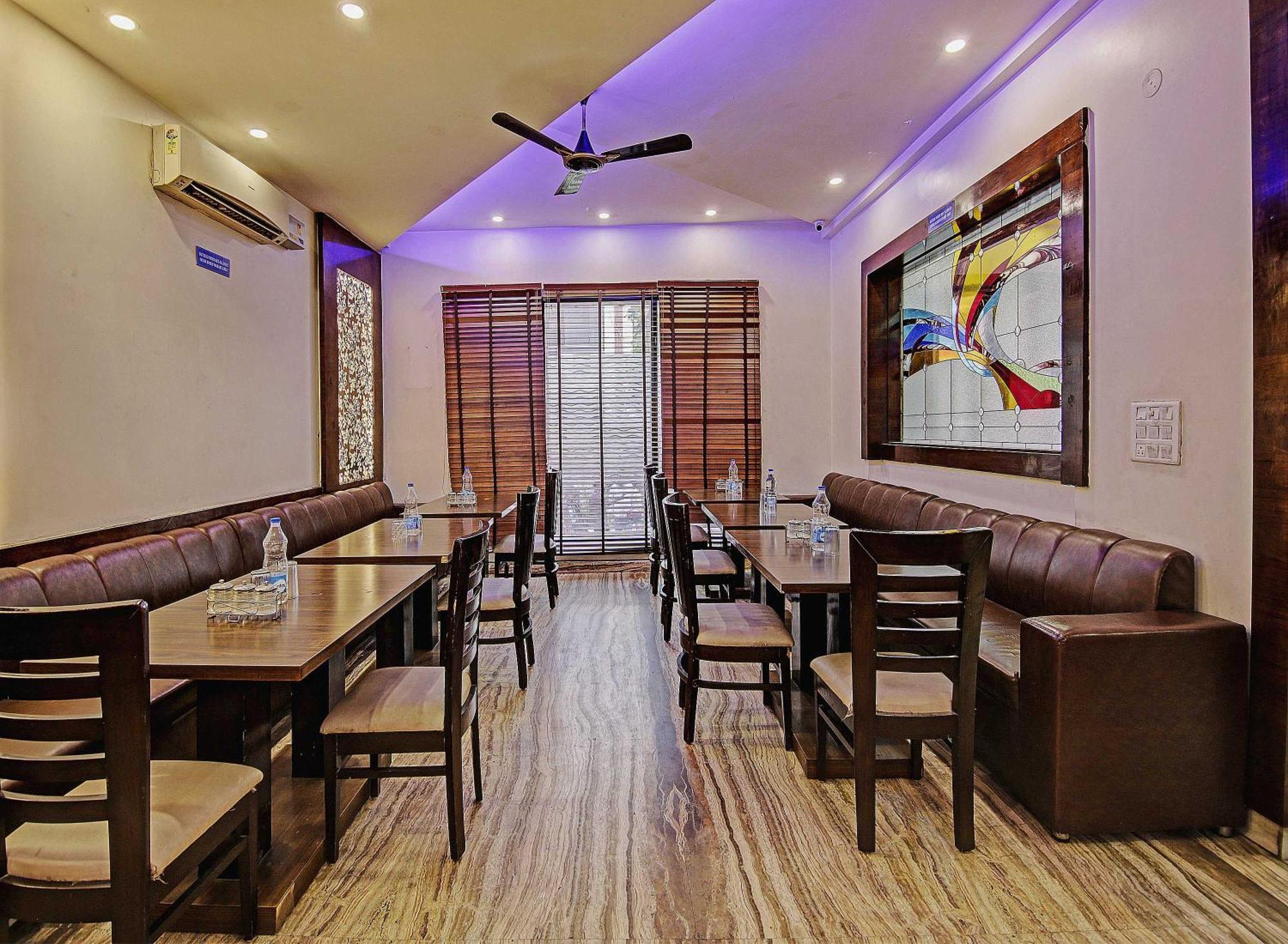Townhouse Grand Inn Ghaziabad Exterior foto
