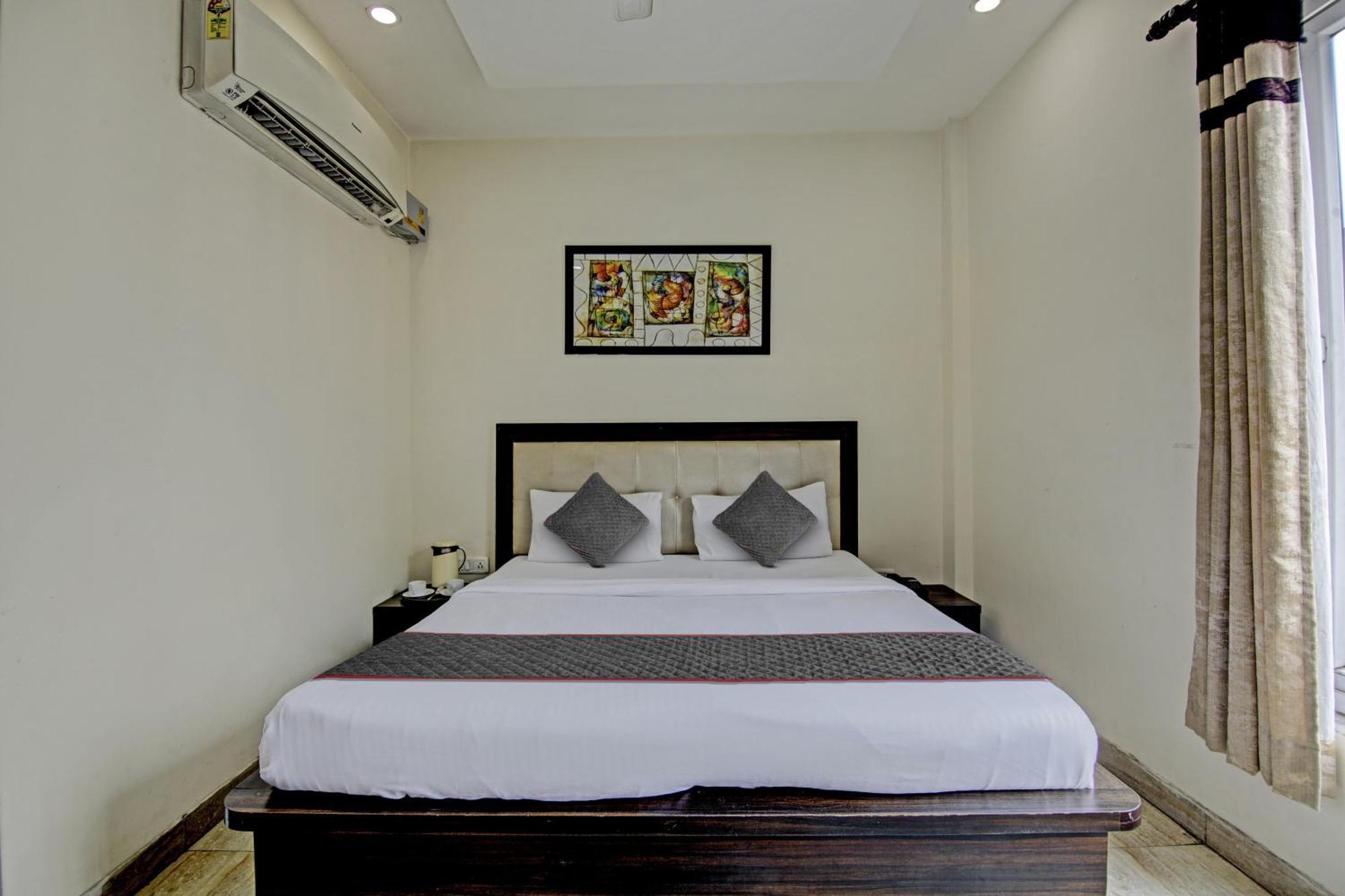 Townhouse Grand Inn Ghaziabad Exterior foto