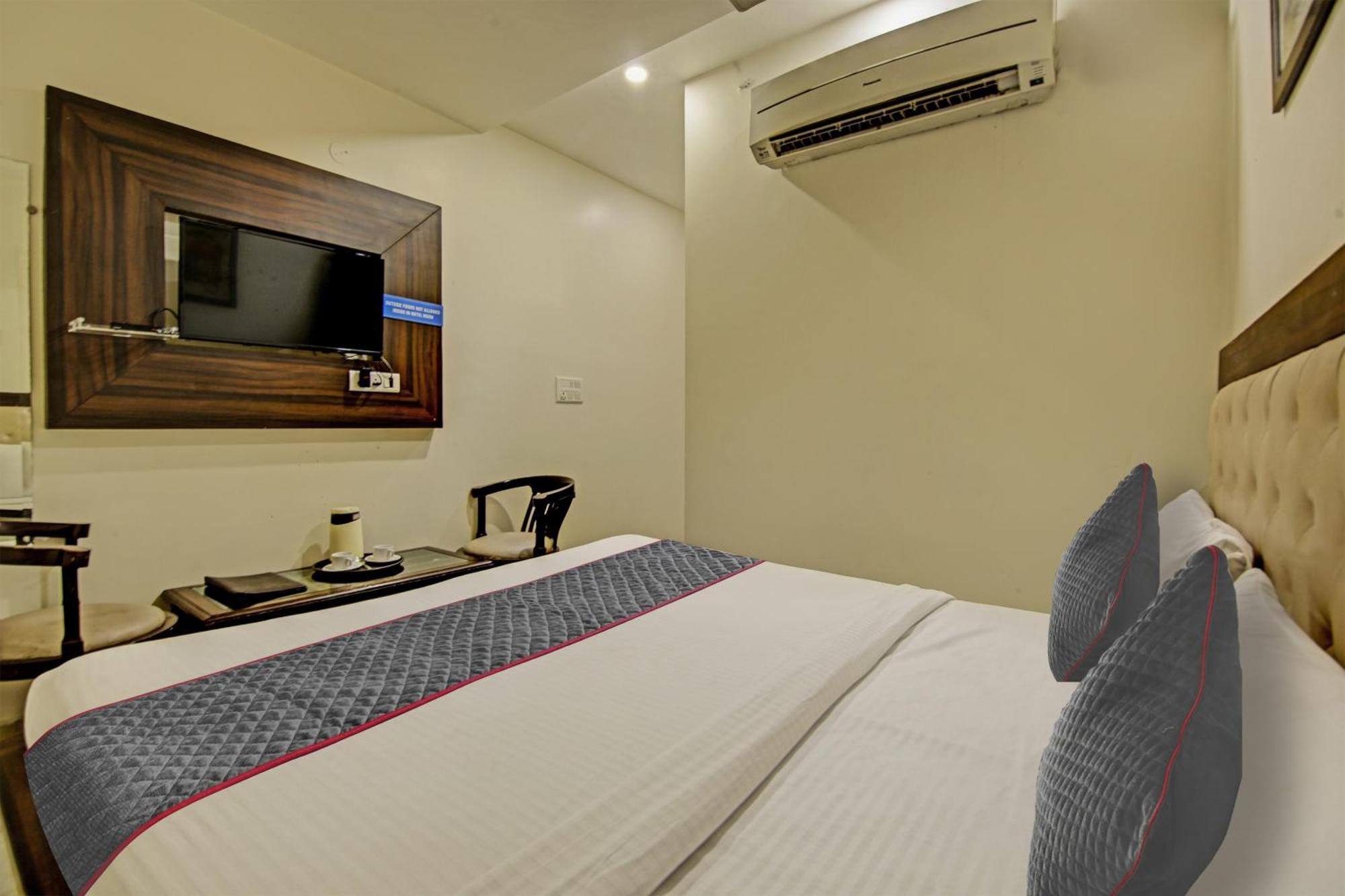 Townhouse Grand Inn Ghaziabad Exterior foto