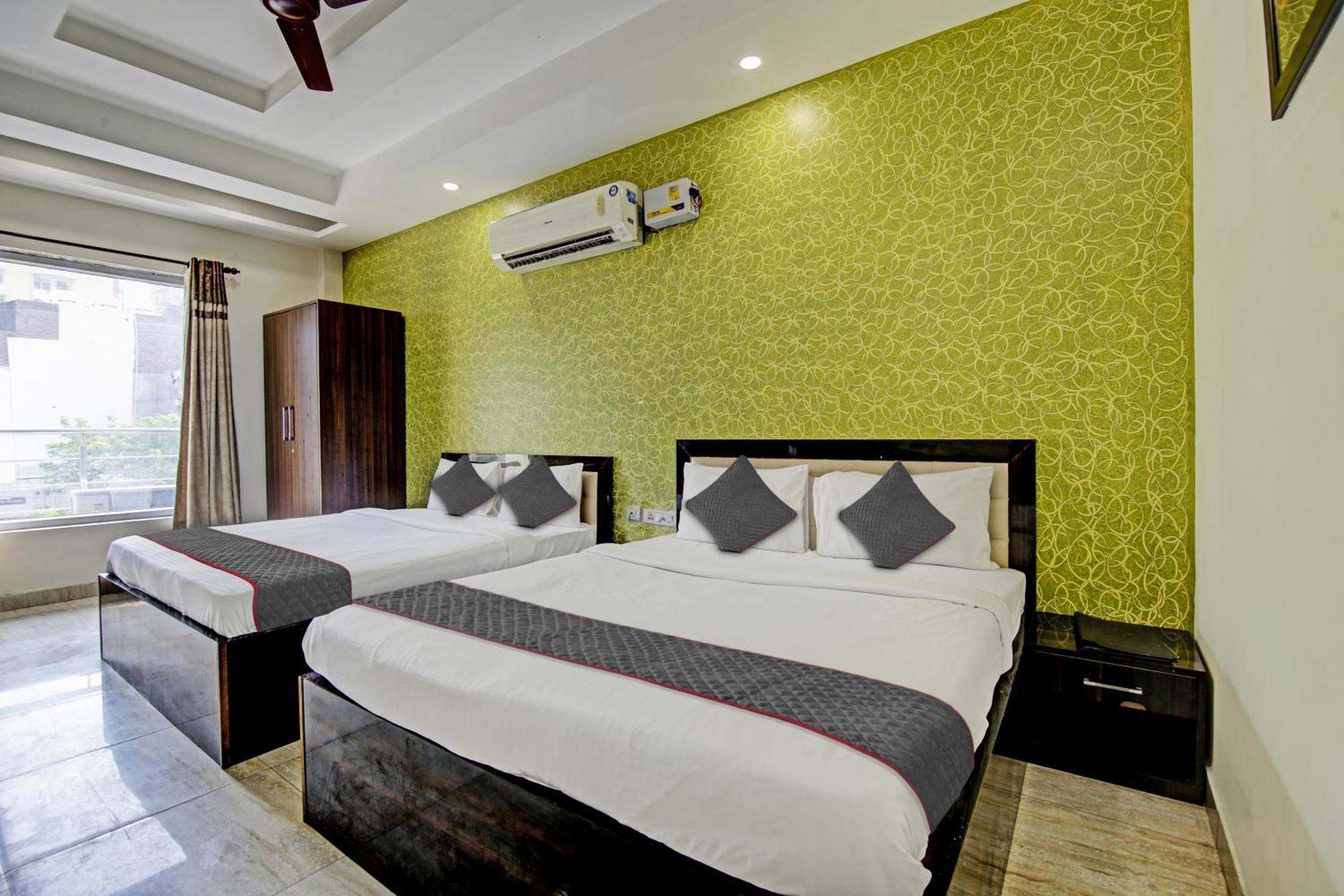 Townhouse Grand Inn Ghaziabad Exterior foto